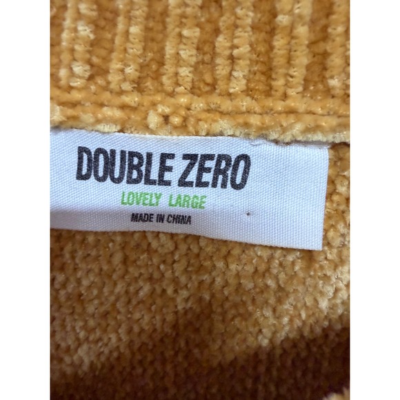 Double Zero Mustard Colored Plush Sweater Size Large Oversized Fit Holiday - Picture 5 of 6